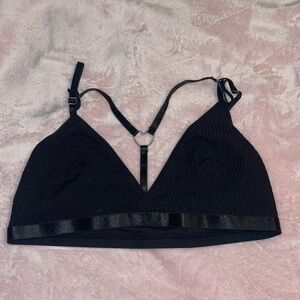 Sports bra heart shape in back